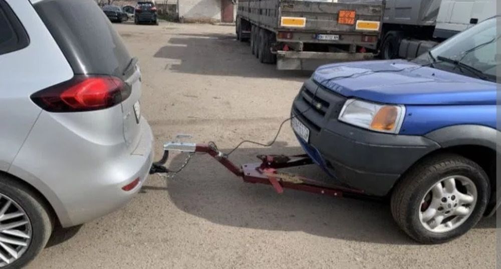 Жостка сцепка універсальна