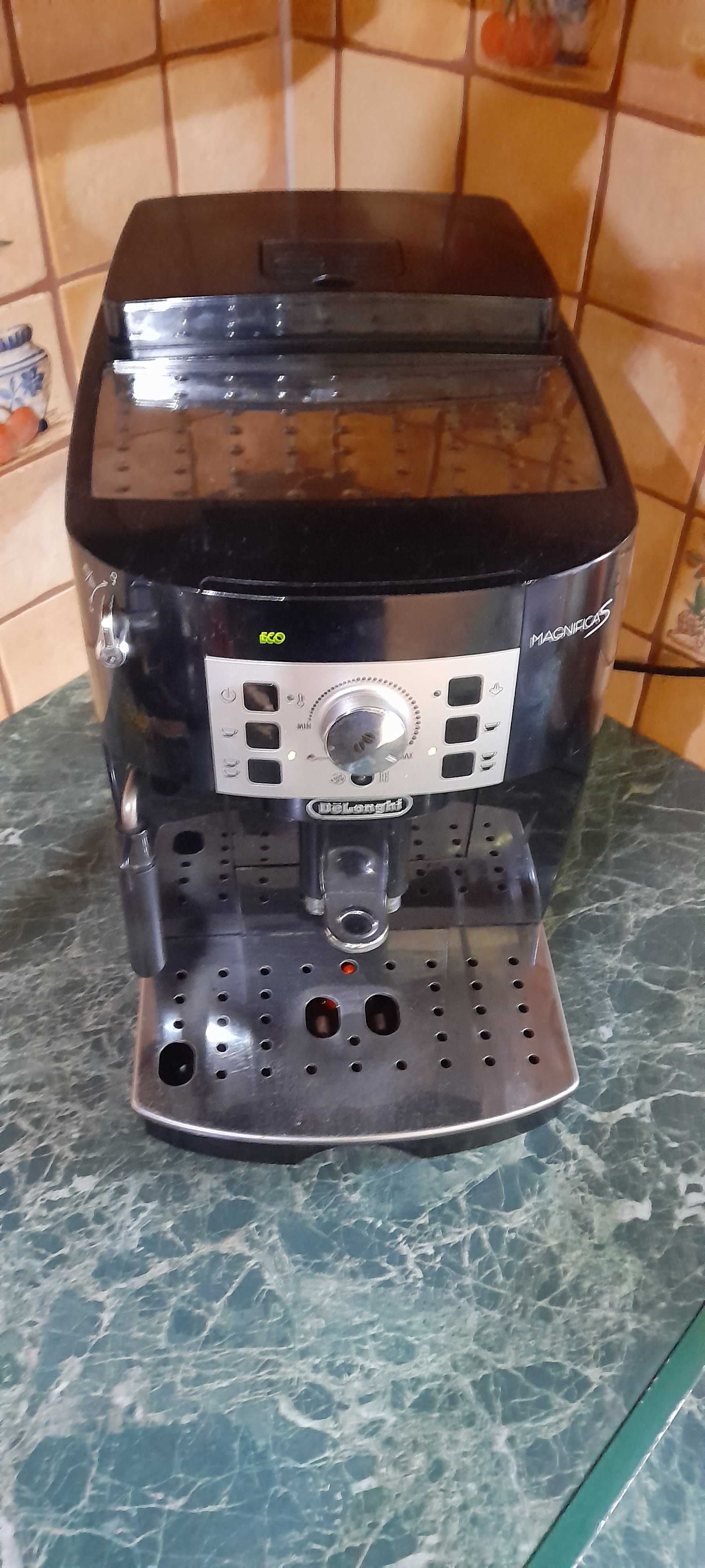 Ekspres do kawy Delonghi Magnifica S