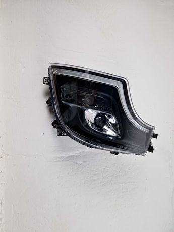 NOWA Prawa Przednia Lampa Reflektor Mercedes ACTROS MP4 MP5 W961