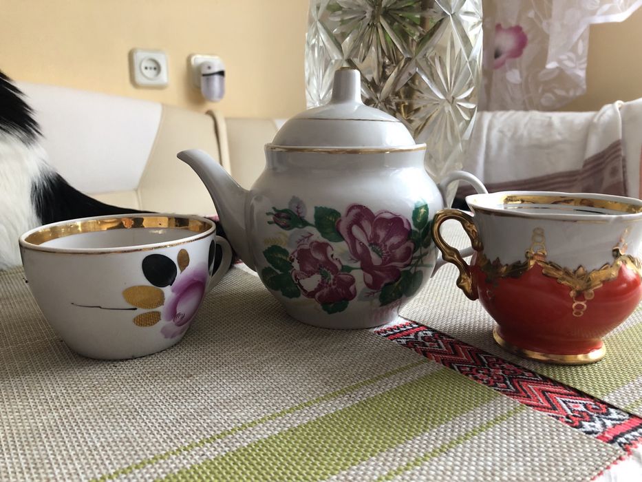 Все чайники и сахарницы по 50 гр