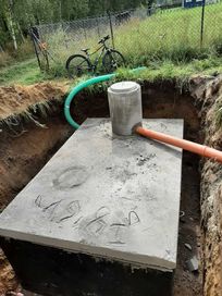 Szamba betonowe z montazem przyłącza  wodne