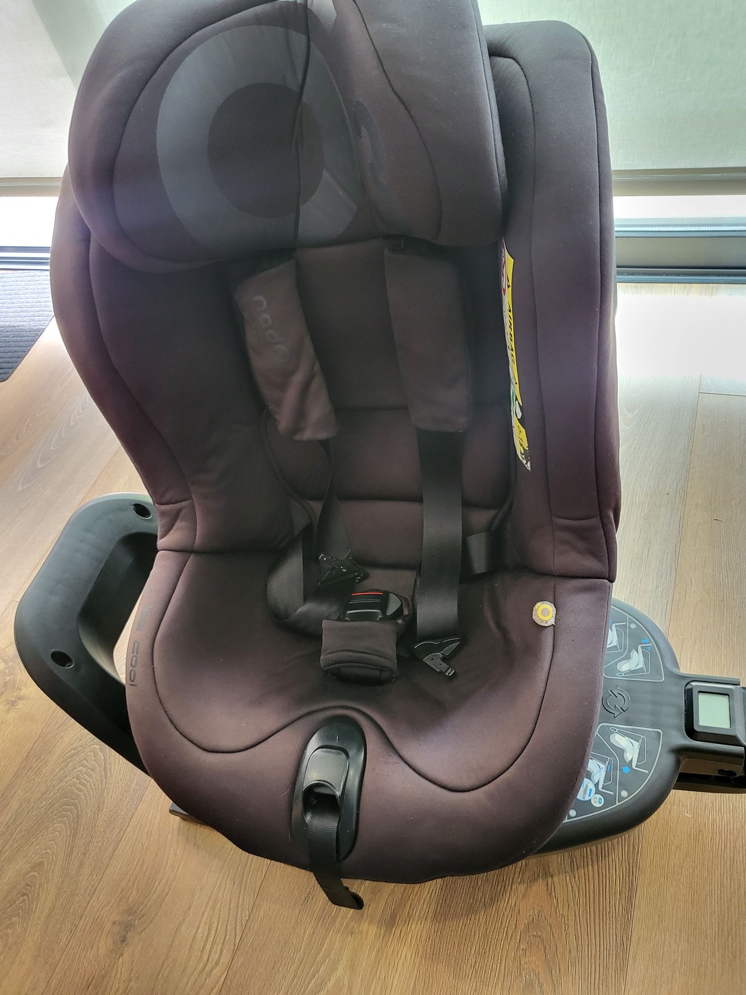 Cadeira Auto Rotativa Nado O3 Isofix