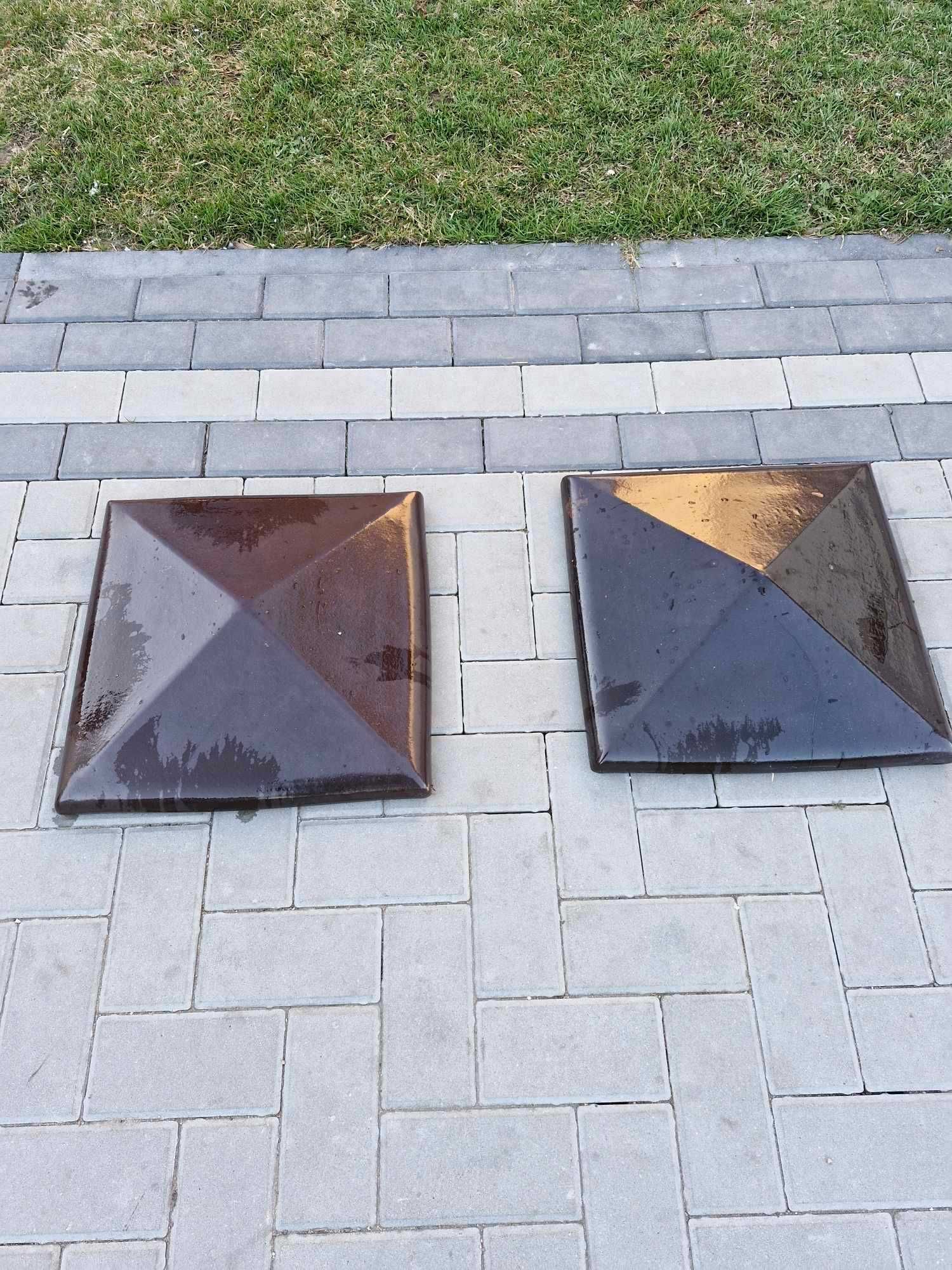 Daszek na słupek rozbiórkowy 43x43