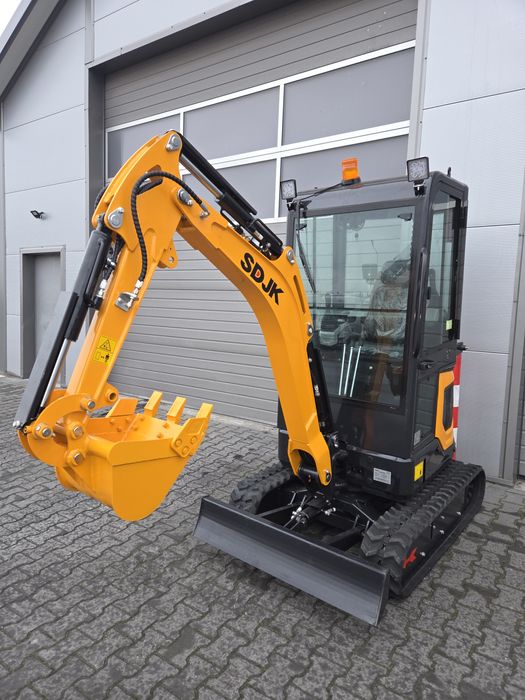 SDJK JKW-18 Nowa Minikoparka 1800 kg