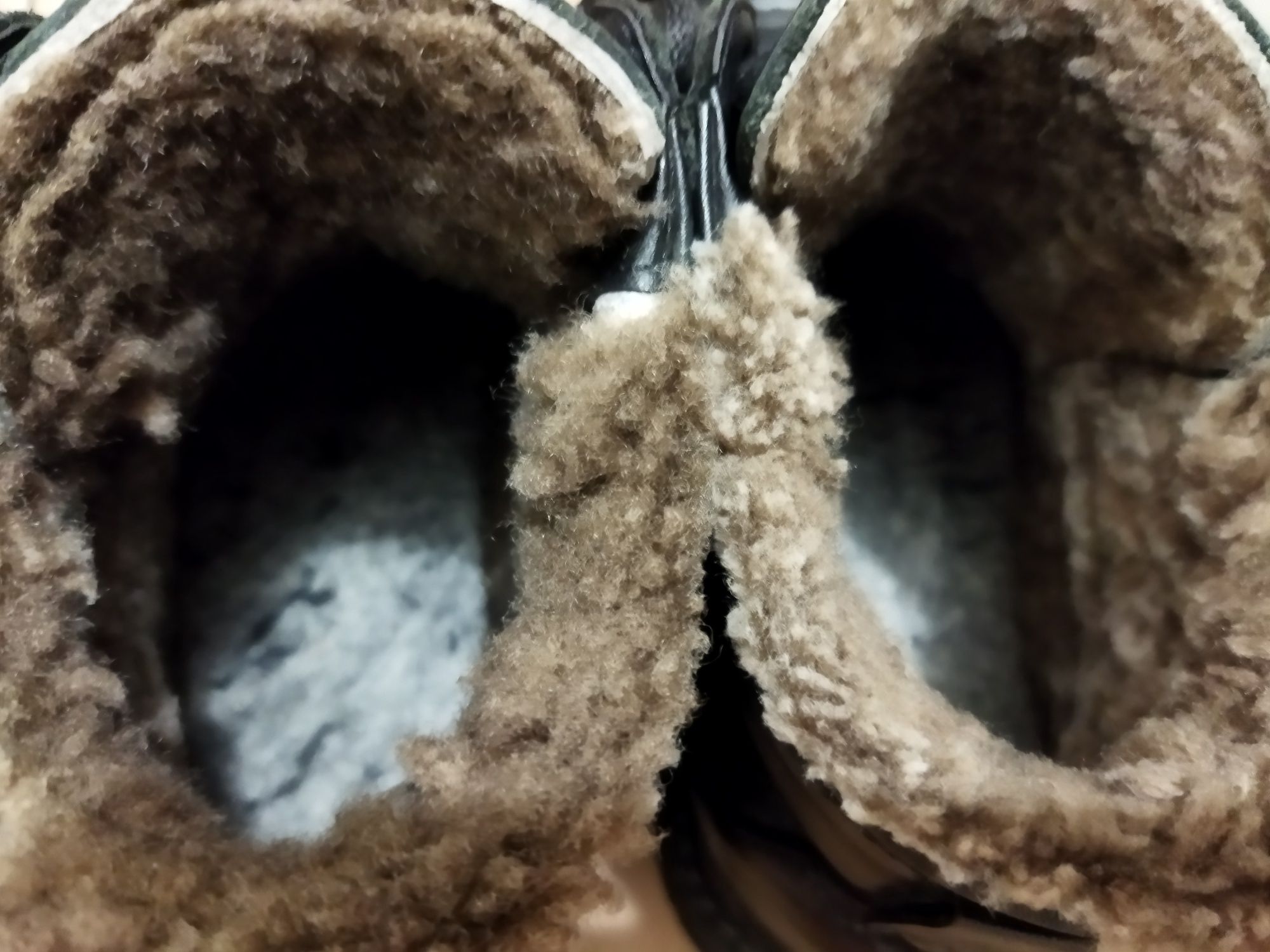 Чоловічі шкіряні зимові черевики