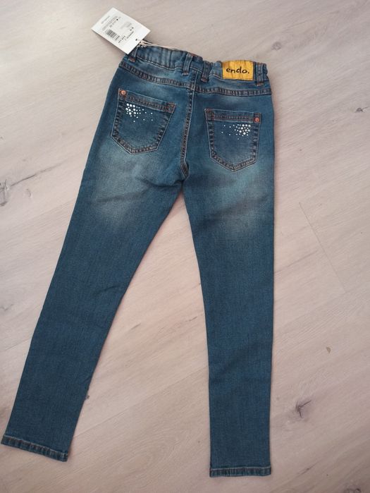 Jeansy Endo rozm 134 nowe z metką