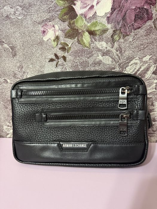 Продам чоловічу барсетку Armani exchange