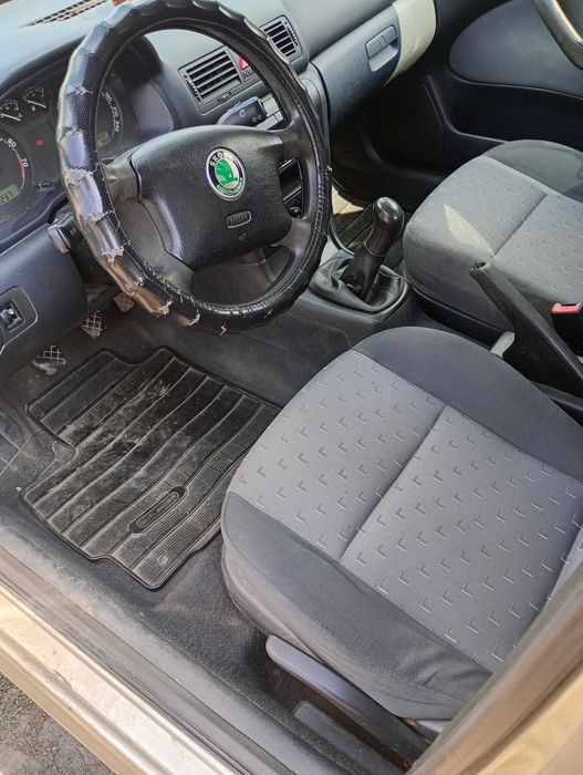 SKODA Octavia Tour