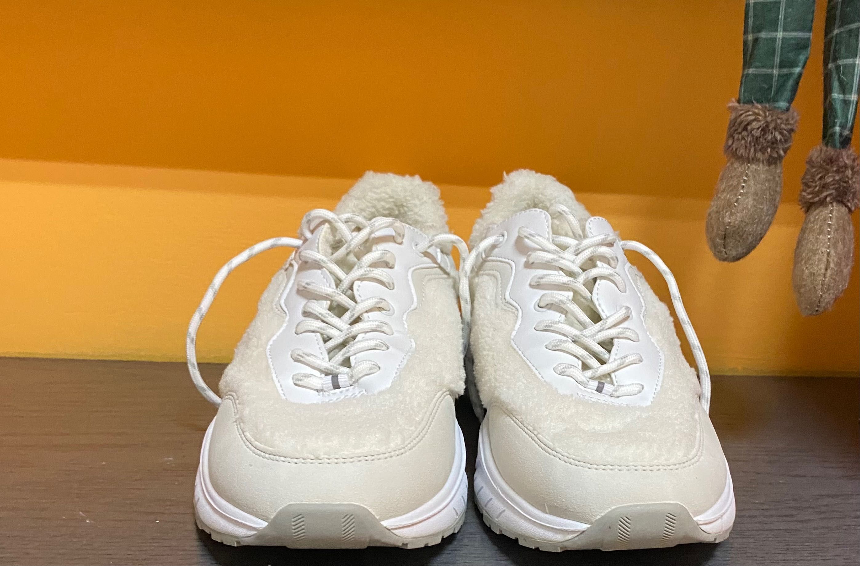 Buty Calvin Klein nowe w rozmiarze 41 damskie