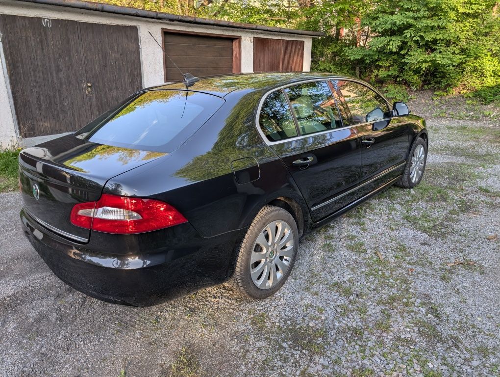 Skoda SuperB 2 Elegance 1,8TSI, DSG, BDB stan