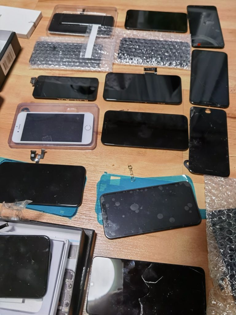 Wyświtlacze do iPhone x, xs, xr, Samsung oled