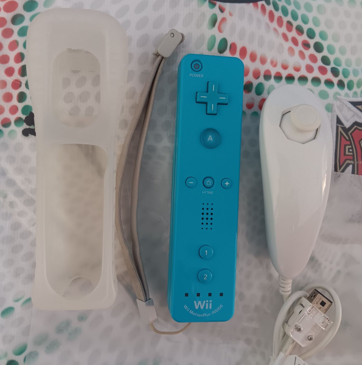 Comando Wii Motion Plus Inside + Nunchuck  Vermelho