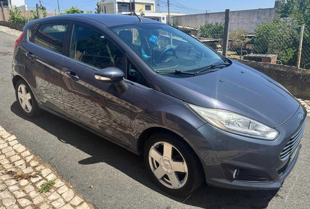Ford fiesta 2014 econômico