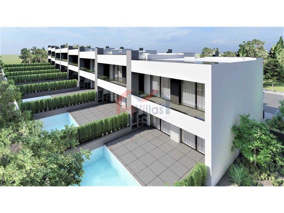 Moradia V3 com piscina e garagem - Almancil