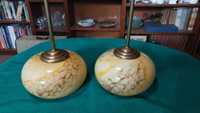 Stare dwie lampki wiszące z mosiądzu, jeden punkt oświetleniowy