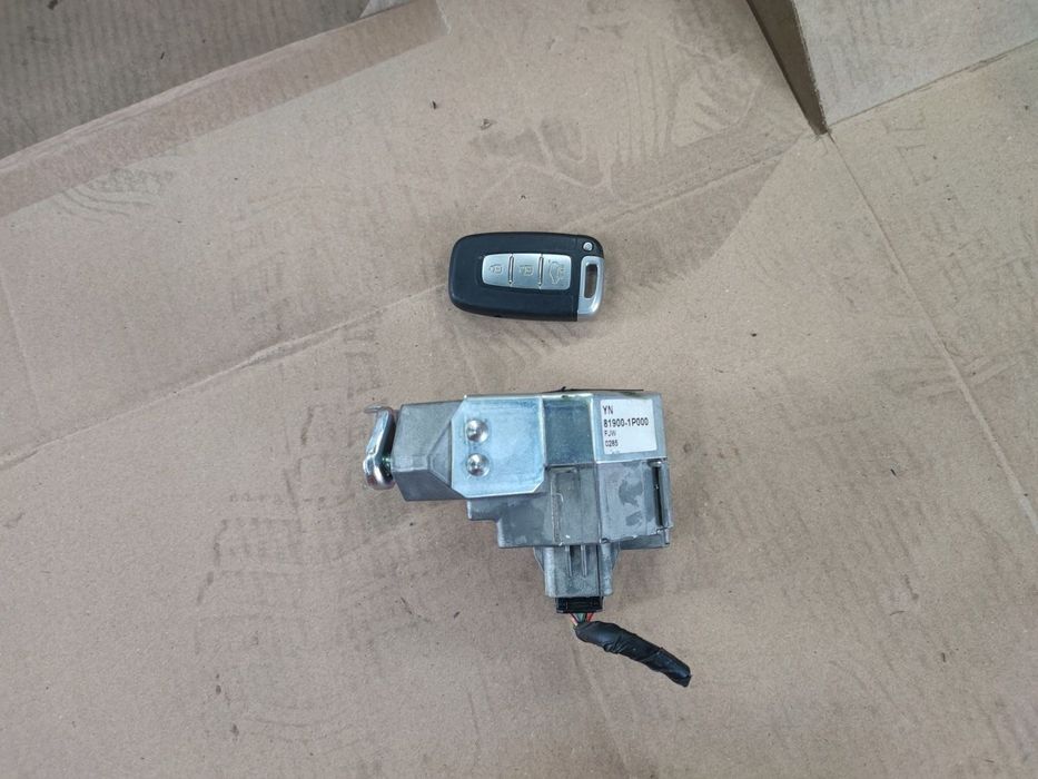 HYUNDAI IX20 BLOKADA KIEROWNICY RYGIEL STACYJKA  KLUCZYK