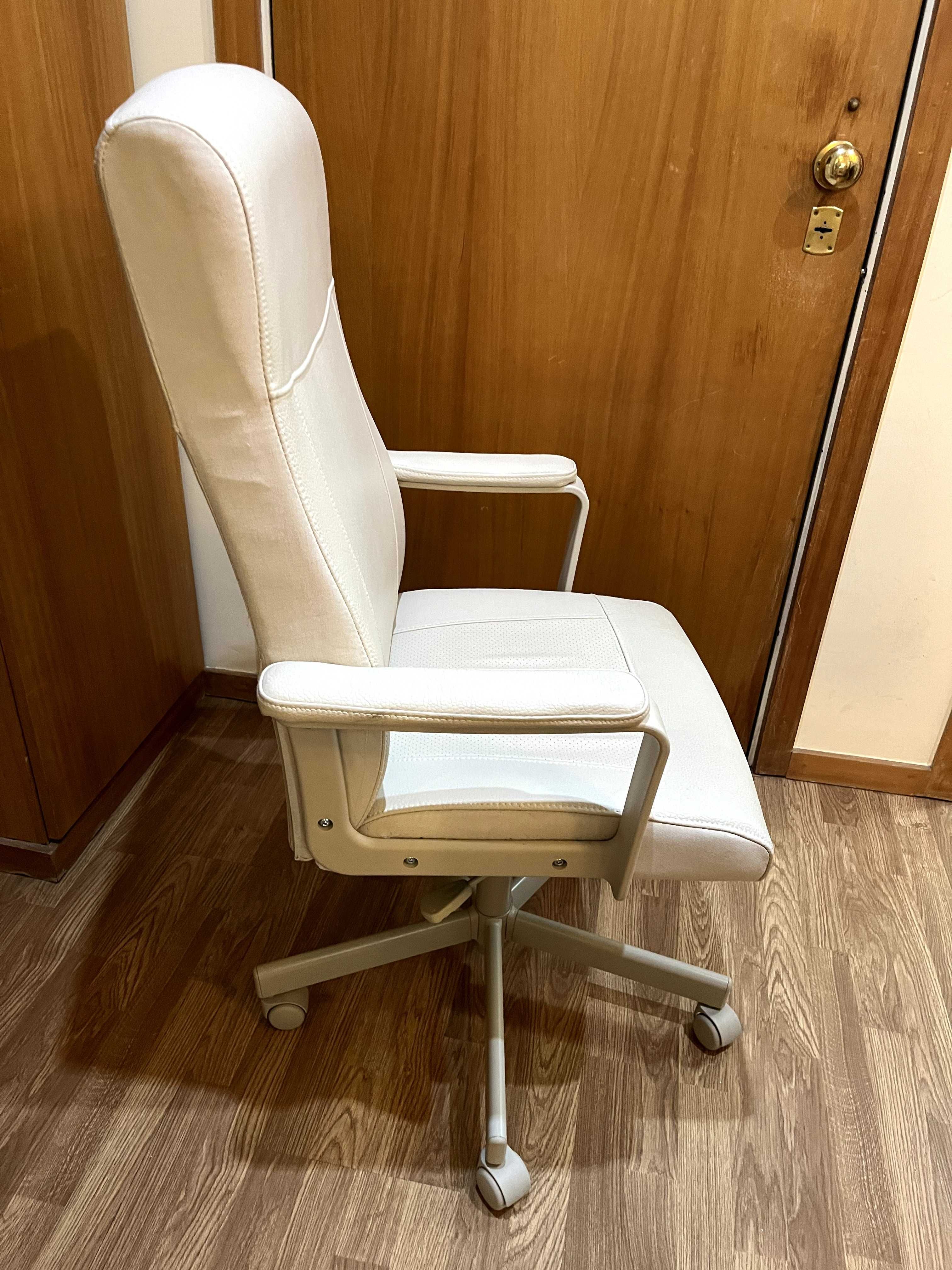 Cadeira escritorio IKEA MILLBERGET