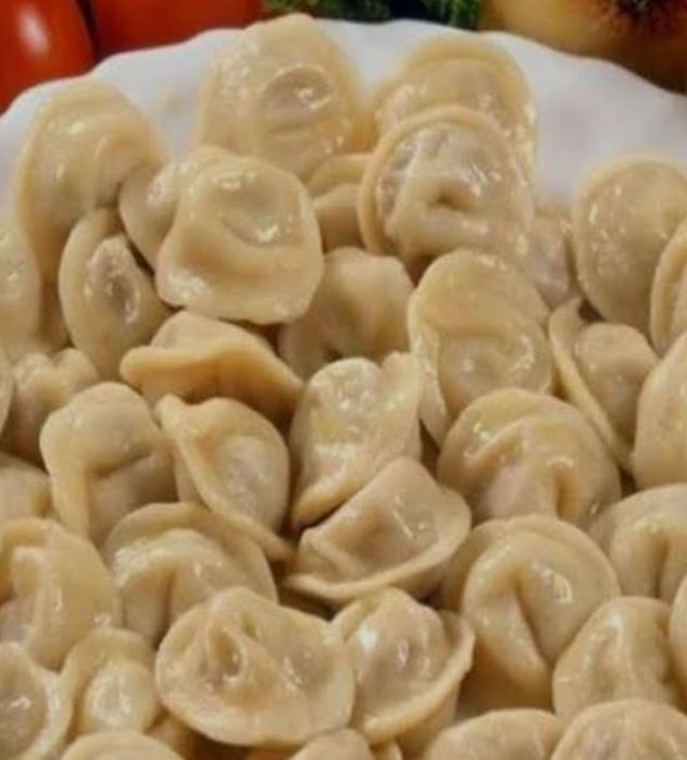 Domowe pierogi ,  pielmeni , uszka