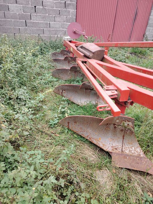 Witam mam do sprzedania pług zawieszany.