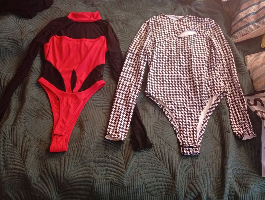 Nowe body s czerwono czarne i w pepitkę