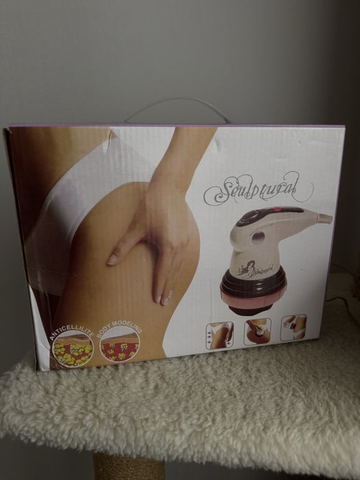 Масажер електричний для тіла