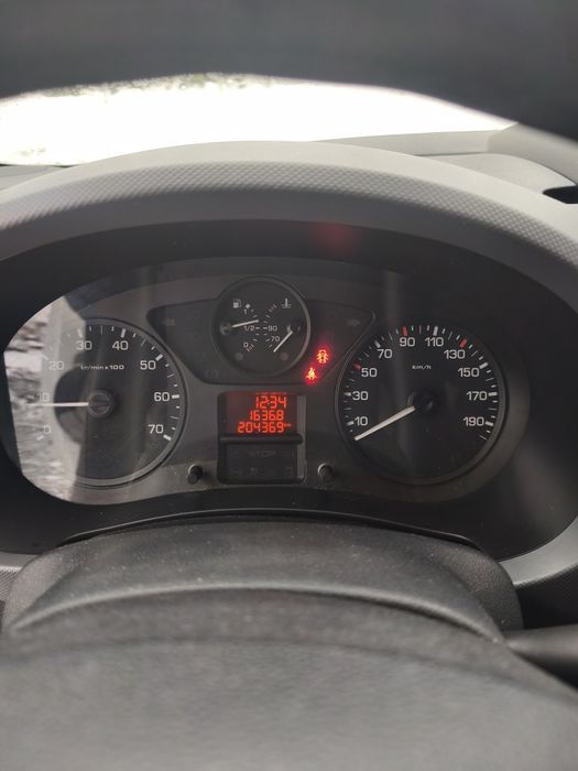 Sprzedam Citroen Berlingo 1,6