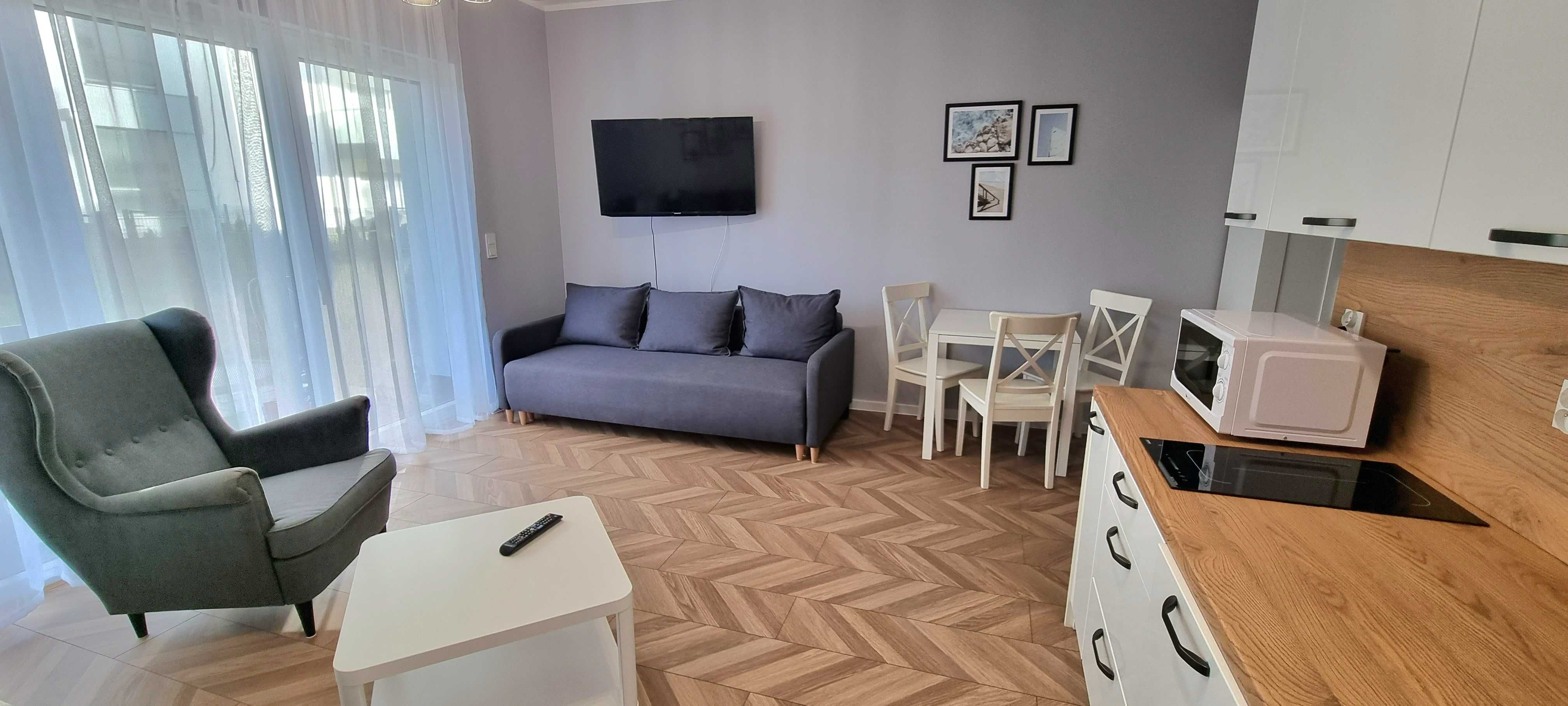 Apartament 1 pok. z ogródkiem w Pogorzelicy, 2-4 osoby, 250m od plaży