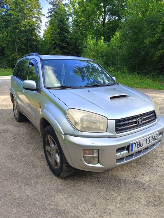 Sprzedam Toyotę RAV4 z 2002 roku 2.0 diesel