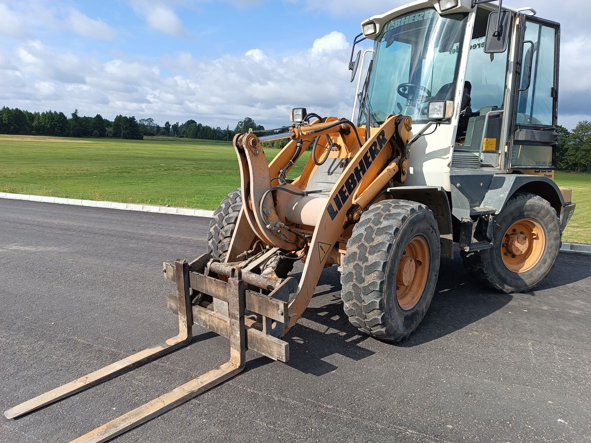 Ładowarka kołowa Liebherr 506 STEREO