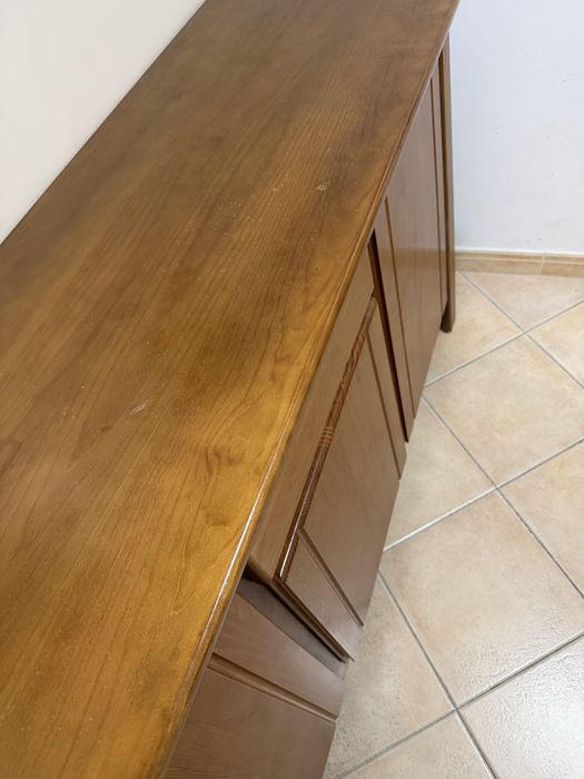 Aparador em cerejeira