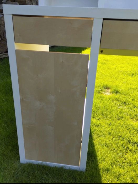 Biurko Micke Ikea z nadstawką