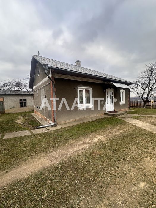 2х кімн будинок із господарством в с. В.Станівці все є