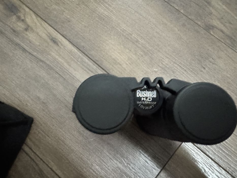 Бінокль Bushnell 8x42mm H2O Waterproof