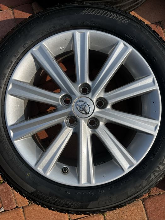 Диски оригінал Toyota Camry 50 55 70 corolla avensis auris 5 114,3 r17