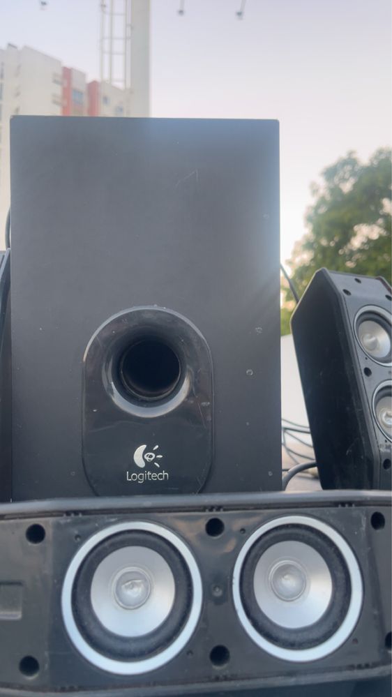 Sistema de som logitech