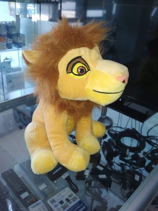 Peluche Rei Leão Simba 30 cm