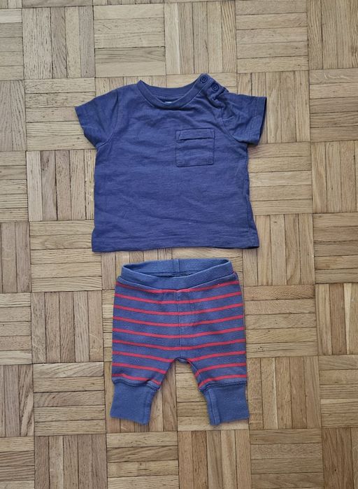 Zestaw 56 dla niemowlaka 0-3msc spodnie w paski Next koszulka M&Co gra