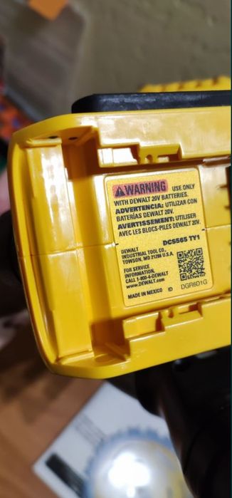 Dewalt dcs565 brushless 20v дискова пила 165мм 16посадкове