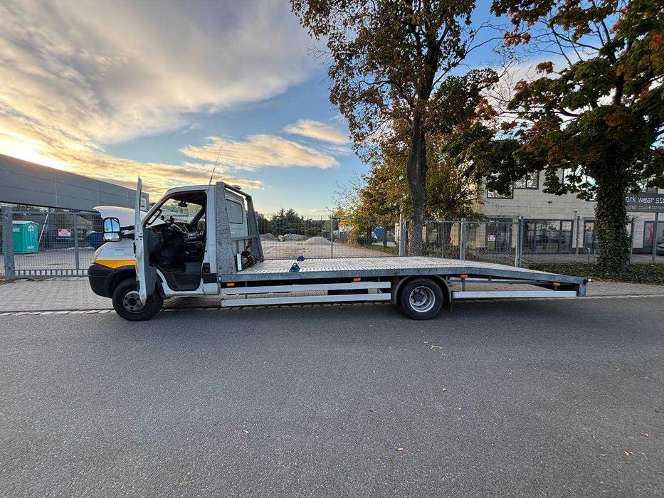 Laweta 24h • Pomoc Drogowa • Transport Aut