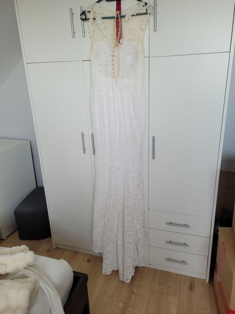 Sukienka ślubna model jesolo white one