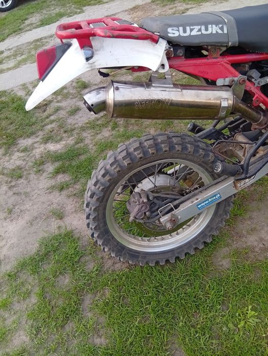 Croos Suzuki dr 650