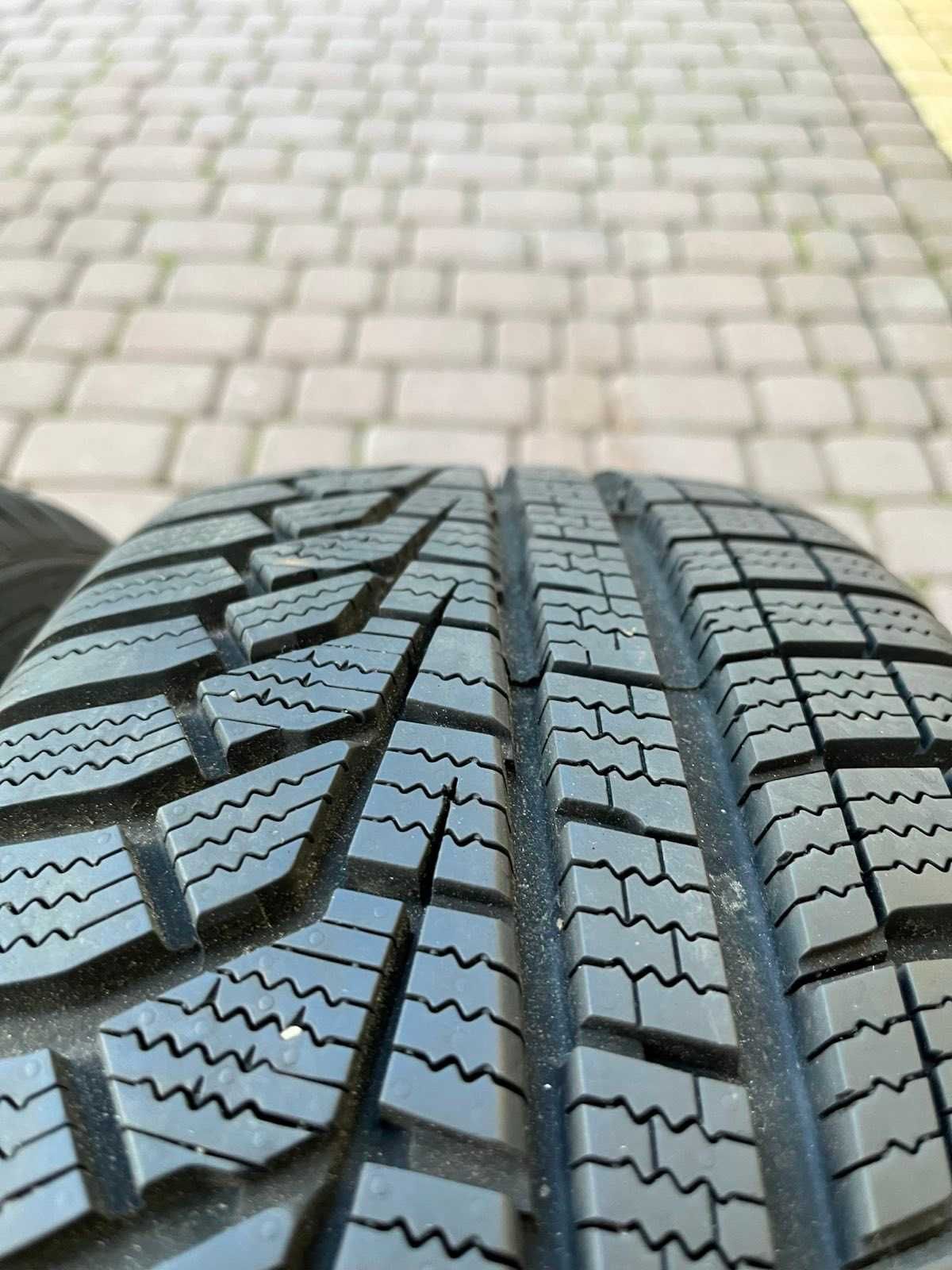 Opony Hankook Winter Icept Evo 2  205/60/16 92H  8mm