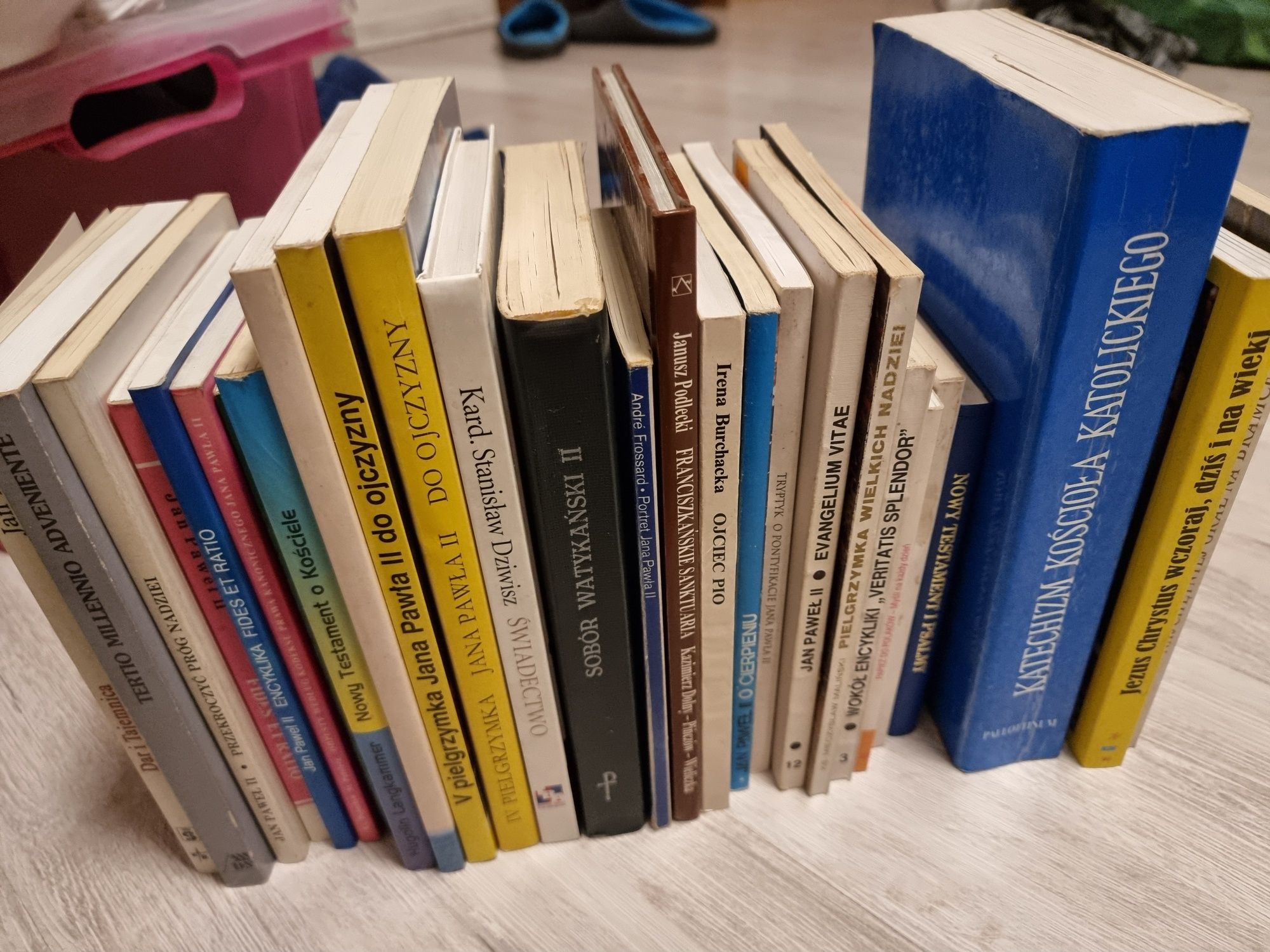 Ksiazki religijne , encykliki , Jan Pawel 2 , Nowy Testamemt