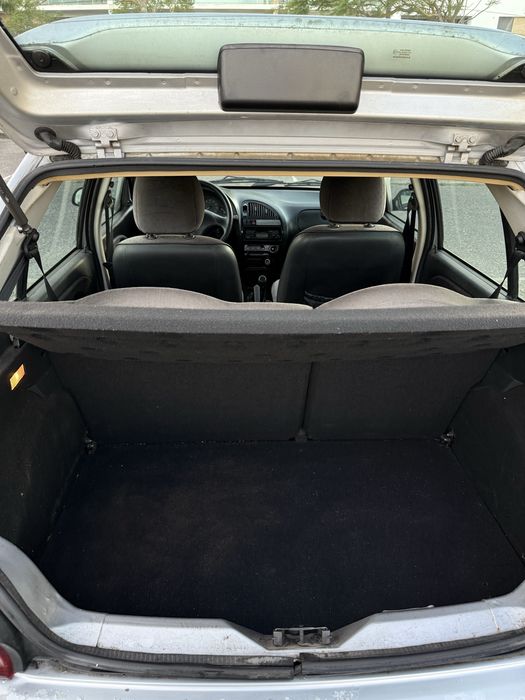 Citroen Saxo 1.1 | 2001 | 80mil km reais