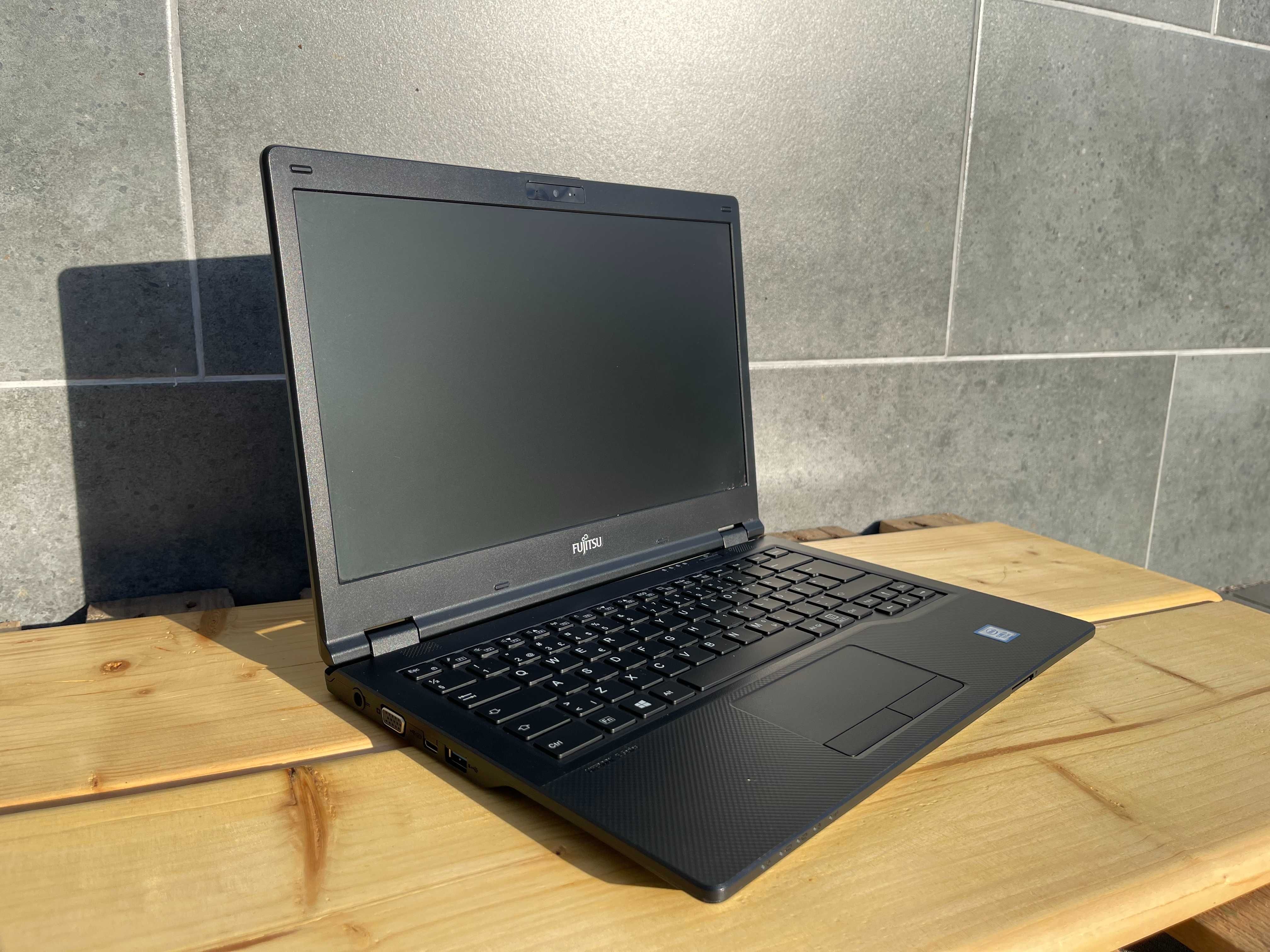 Ноутбук Fujitsu LIFEBOOK E449/i3-7020U/8/SSD256/14"/HD/Гарантія 200шт.