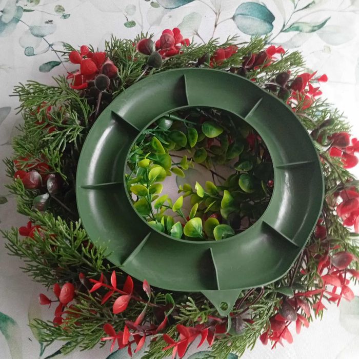 wianek na drzwi świąteczny