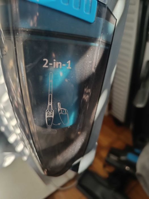 Aspirador Vertical Becken 2IN1 em perfeito estado