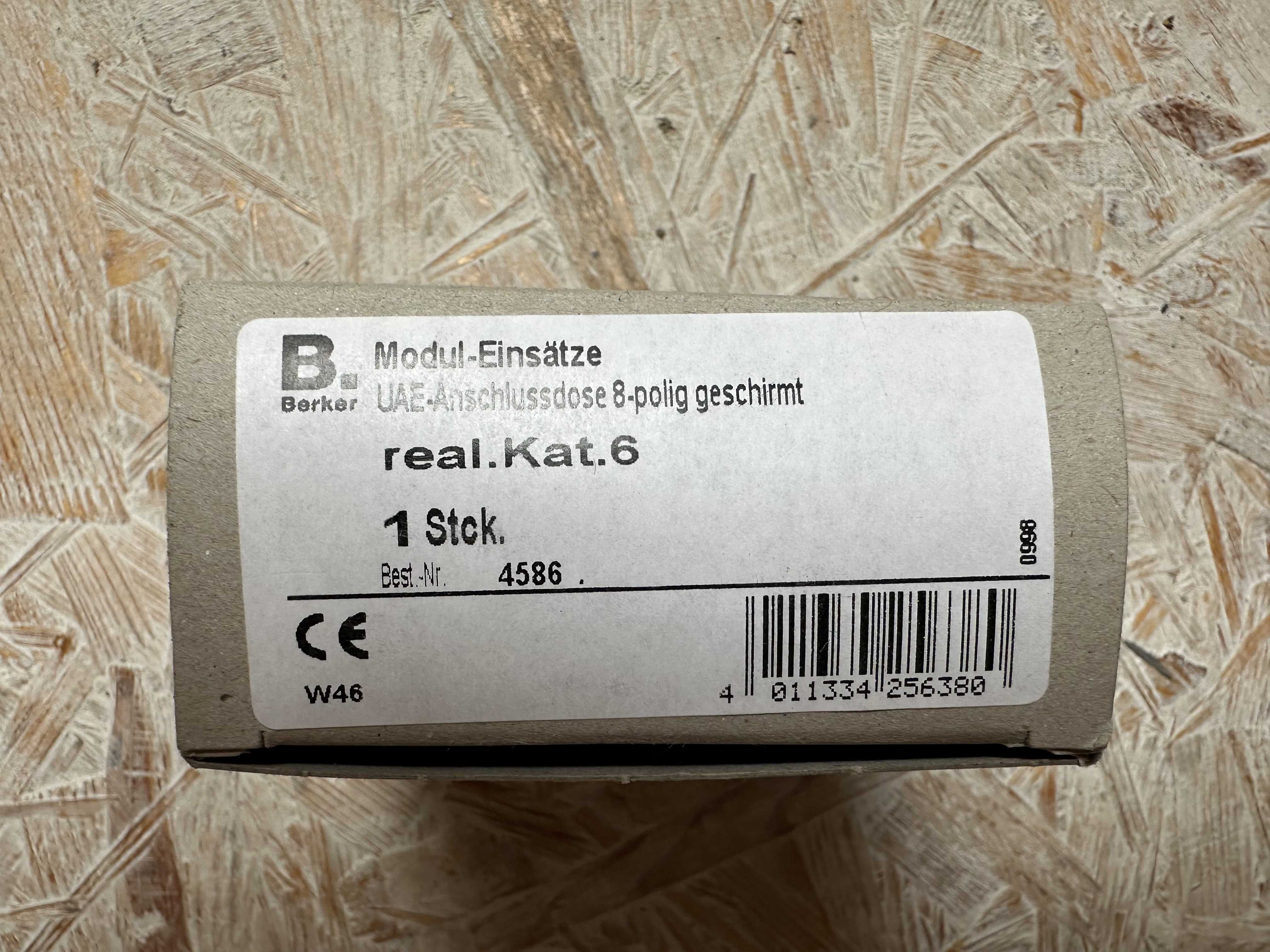 Gniazdo ethernet RJ45 Berker 4586