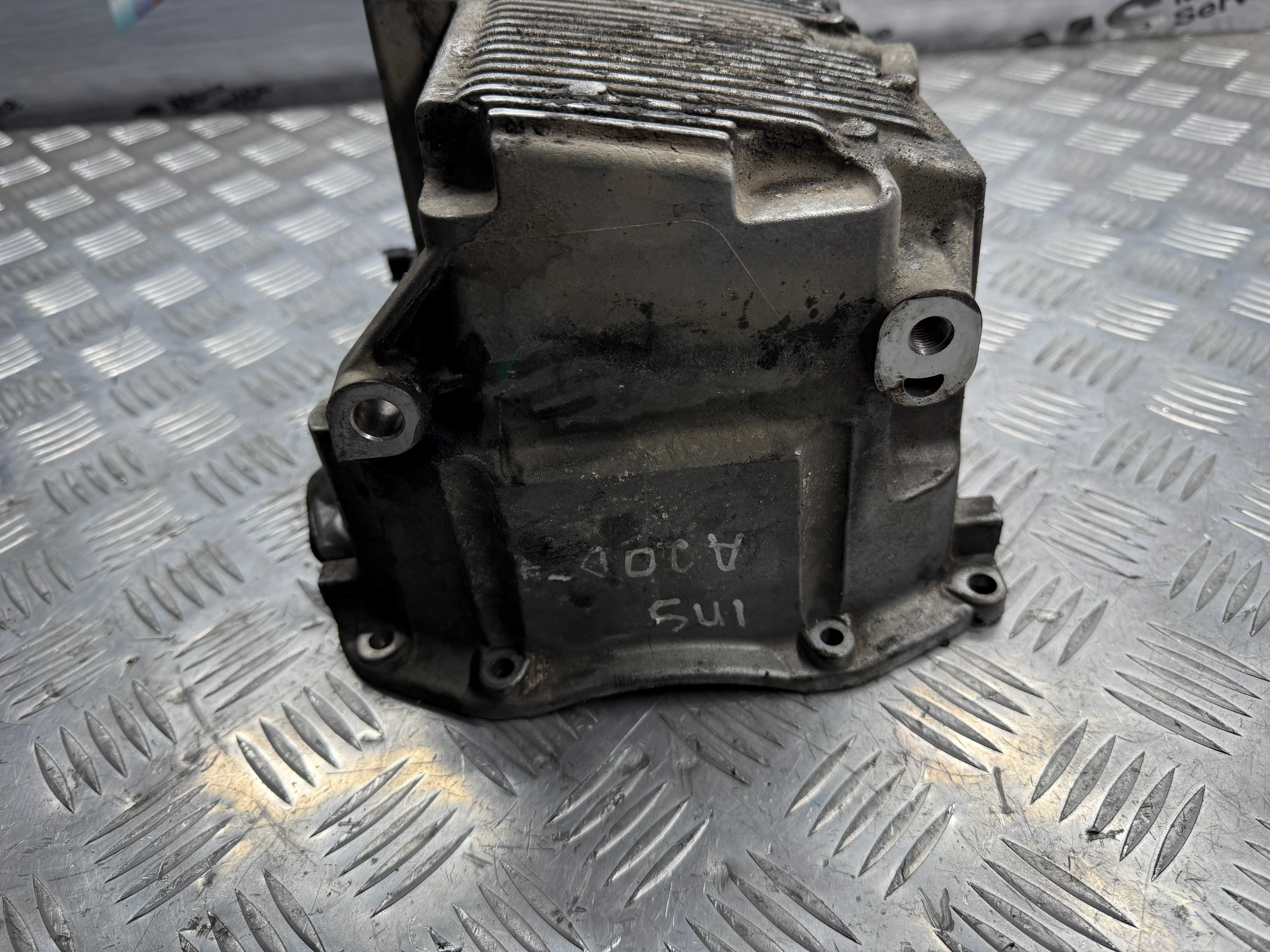 Масляный поддон 2.0cdti Opel Insignia 55575128