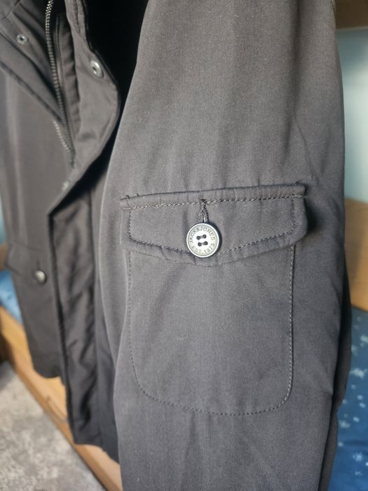 Зимова чоловіча куртка